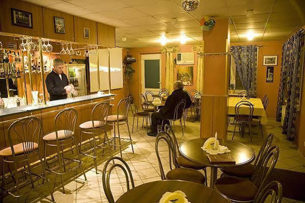 Pokoje Goscinne Akropol Poznań Buitenkant foto